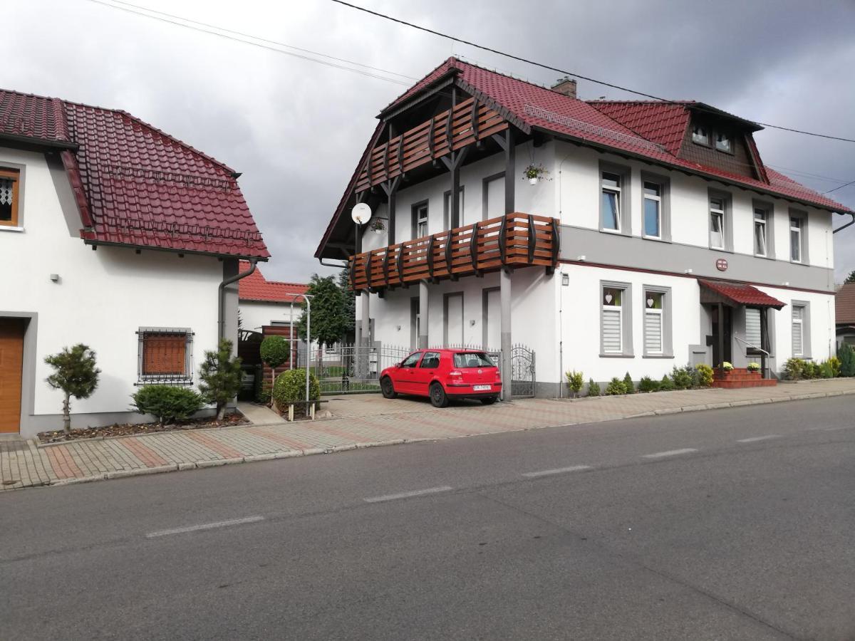 Bella Patria Apartment Rozwadza Exterior photo